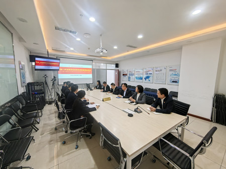 CMB1S06JTAQ2PN53.jpg