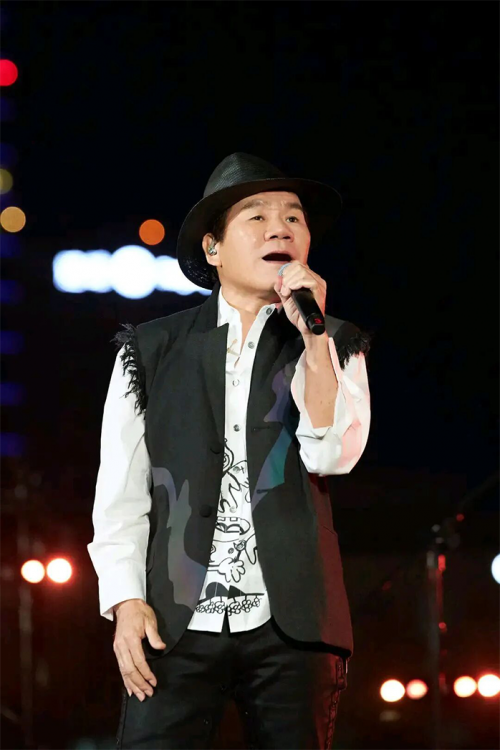 【重磅官宣】6月20日!赵传2026《当我们年轻的时候》巡回演唱会大同站! 【重磅官宣】6月20日!赵传2026《当我们年轻的时候》巡回演唱会大同站!